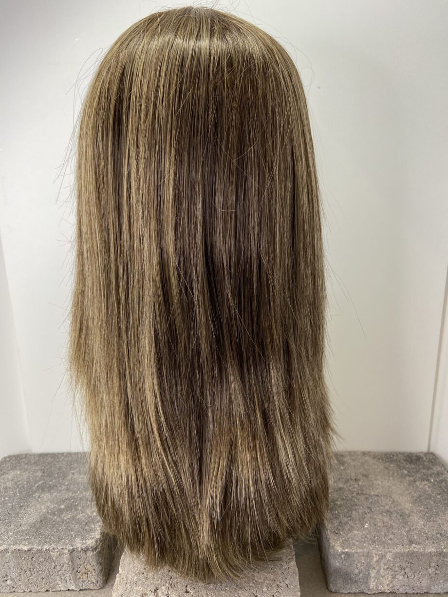 Long brown wig. Pplbrls774