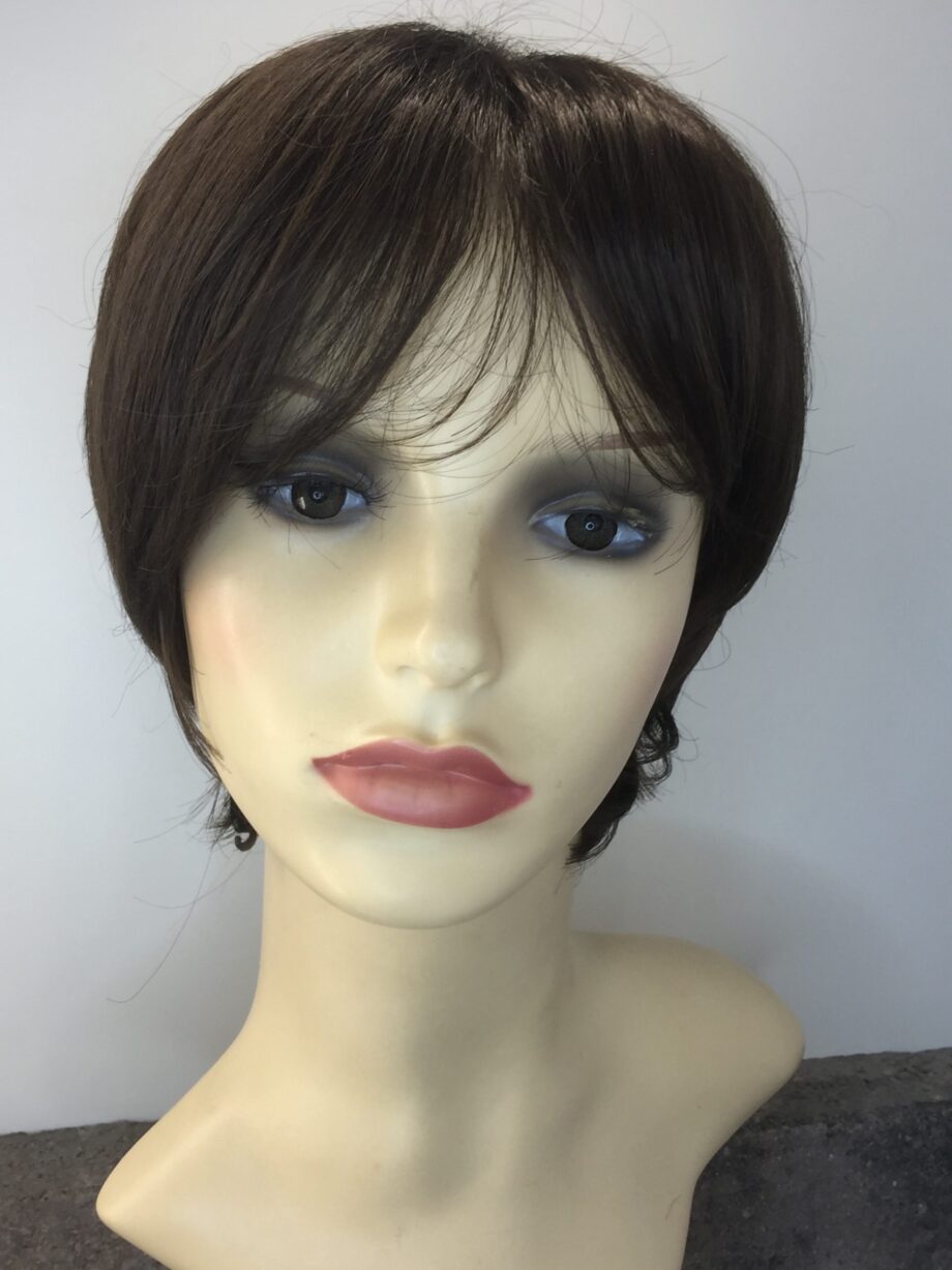 Short brown wig. Pplbrss888