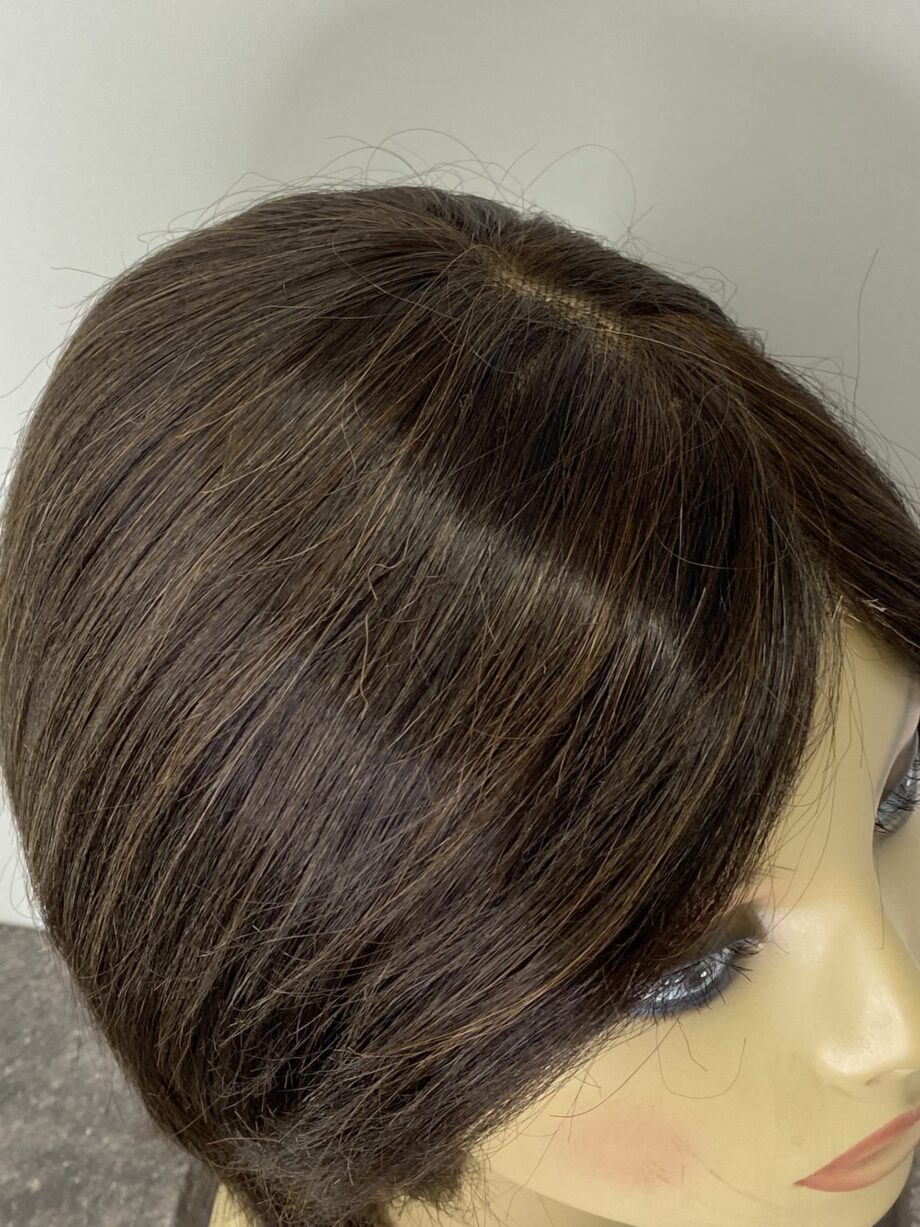Brown wig. Pplbrms781