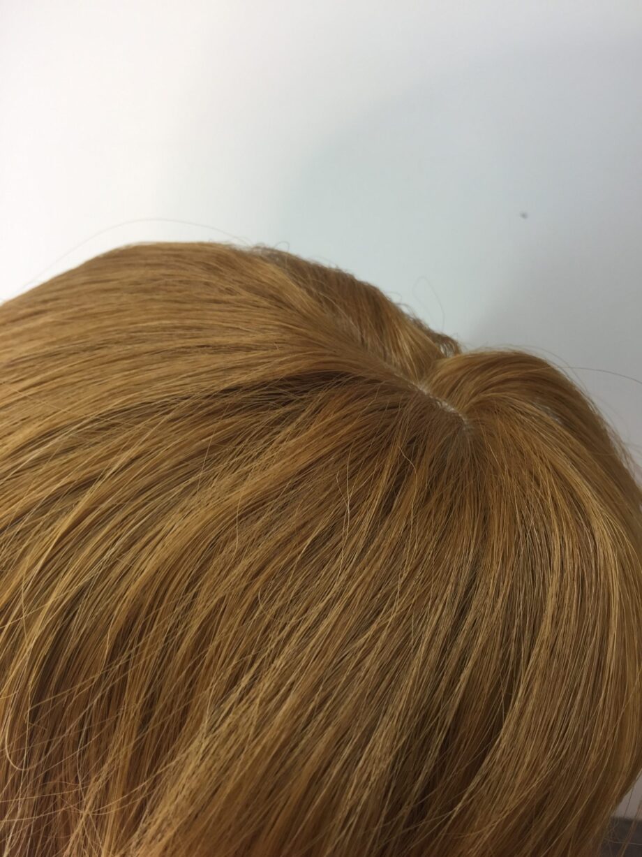 Very long blonde wig. Pplblls215
