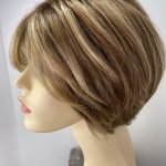 Brown highlighted wig. Pplbrms779