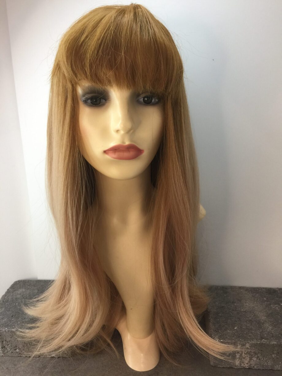 Very long blonde wig. Pplblls215