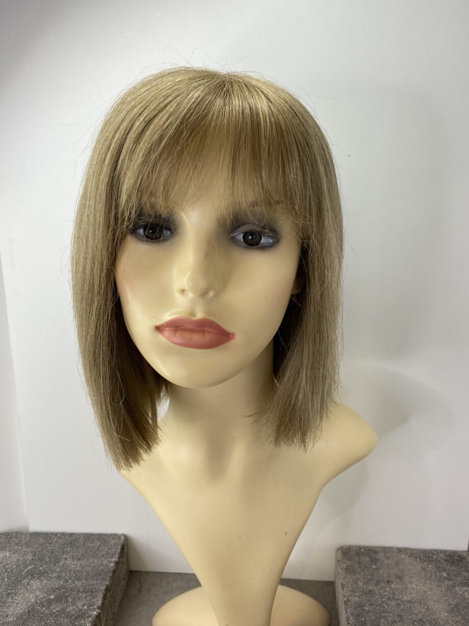 Blonde mid length. Pplblms899.
