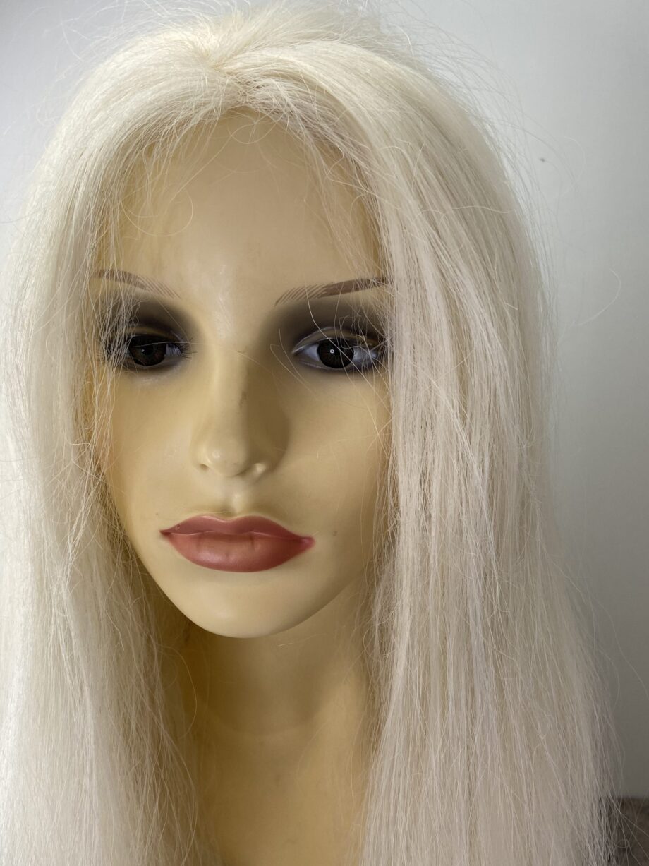 Very long blonde wig. Pplbllw898