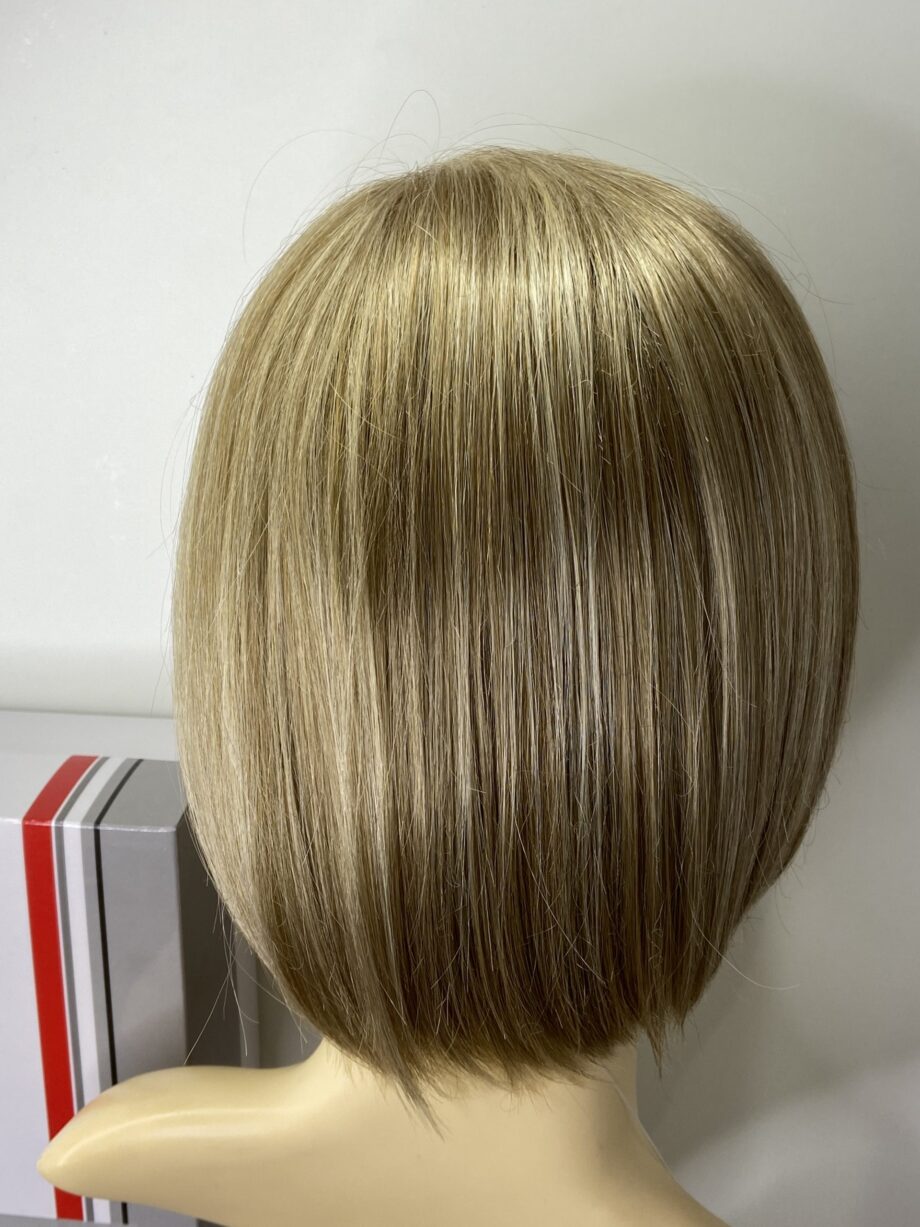 New blonde wig. Bblms67