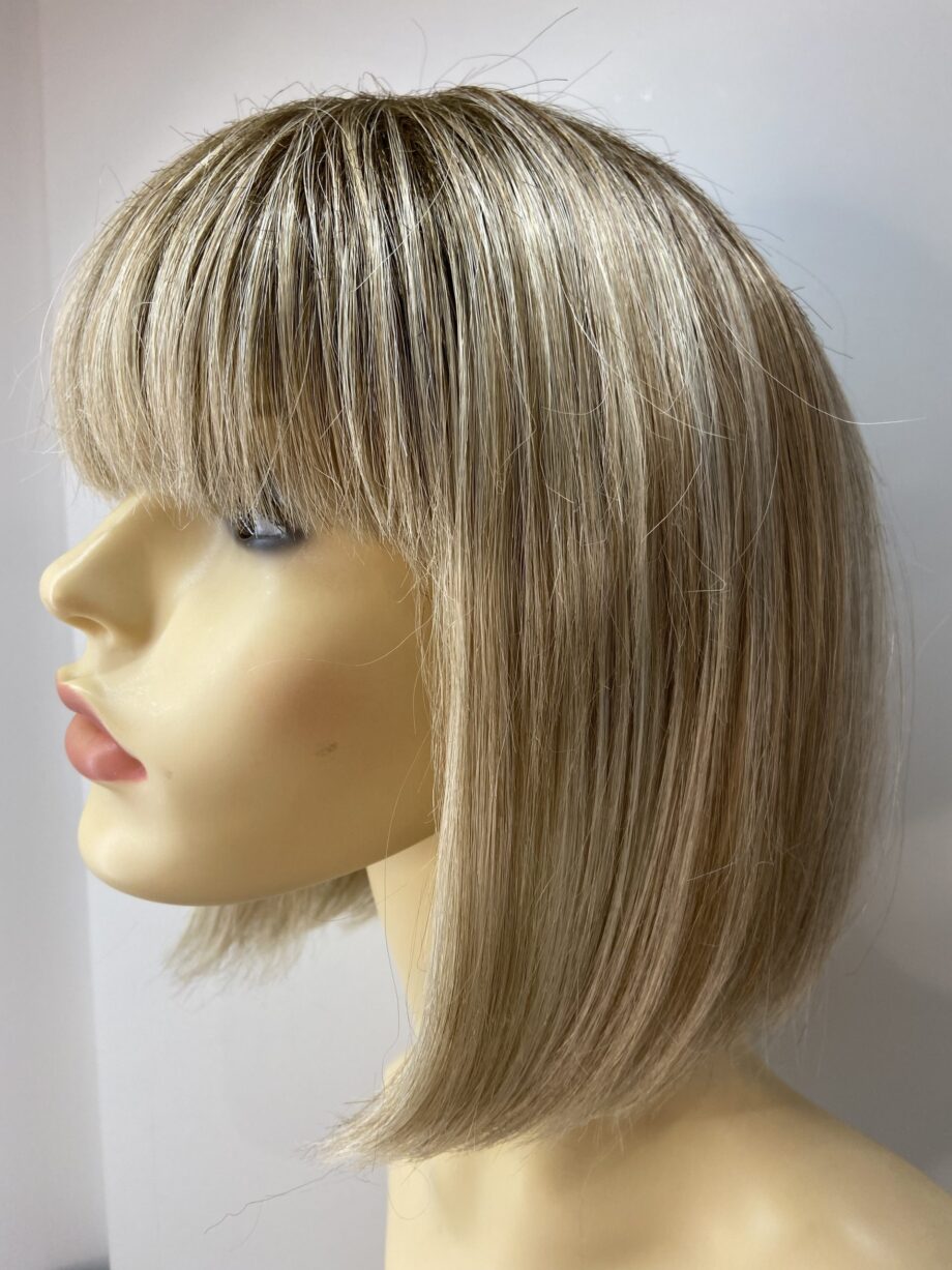 Blonde rooted wig. Plblms6021