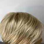 Blonde short wig. Plblss6024