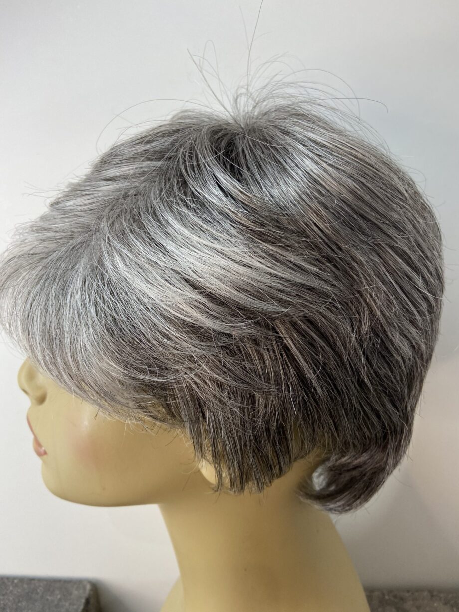 Silver short wig. Plgss6019