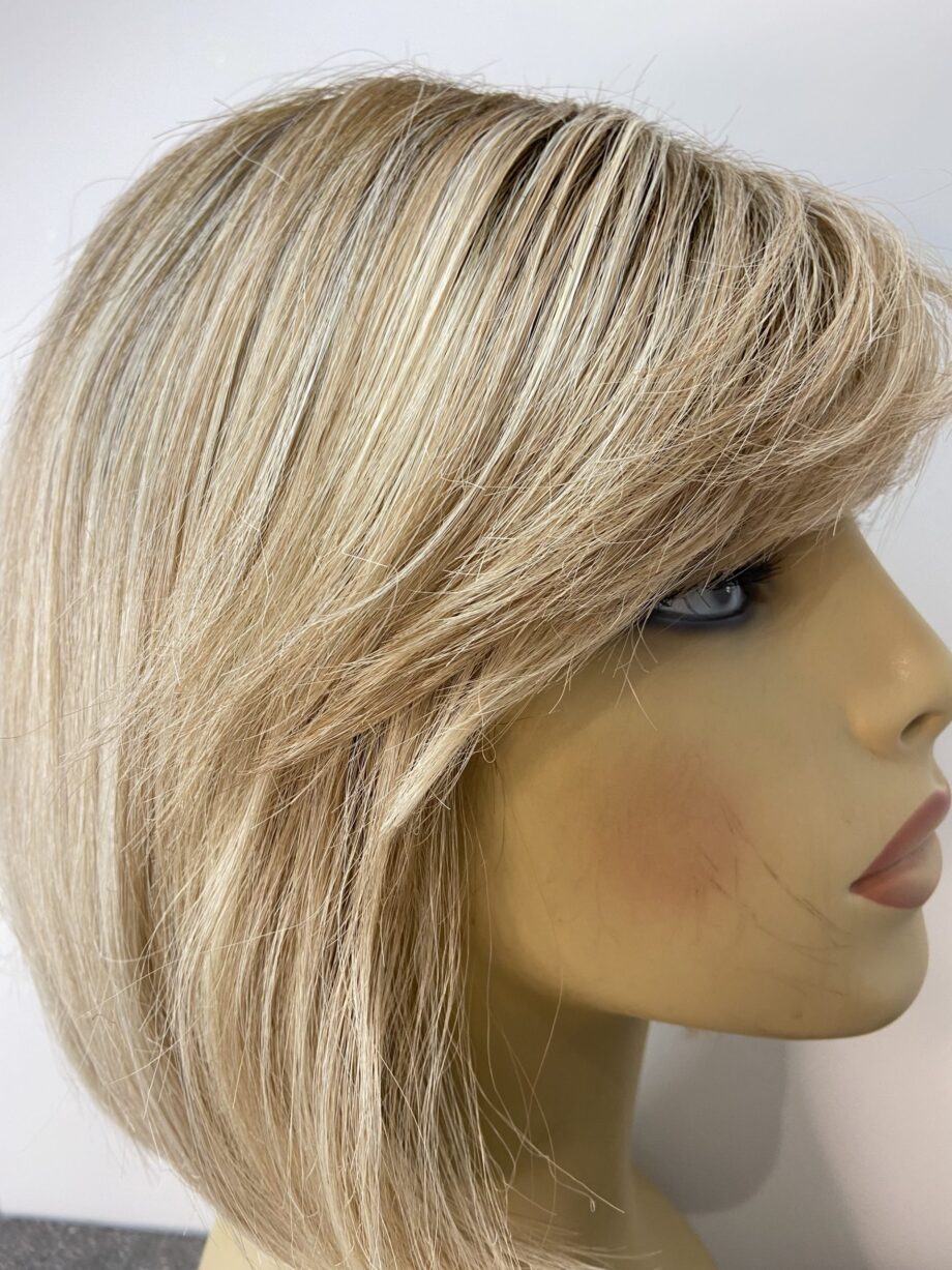 Blonde rooted   Plblms6020