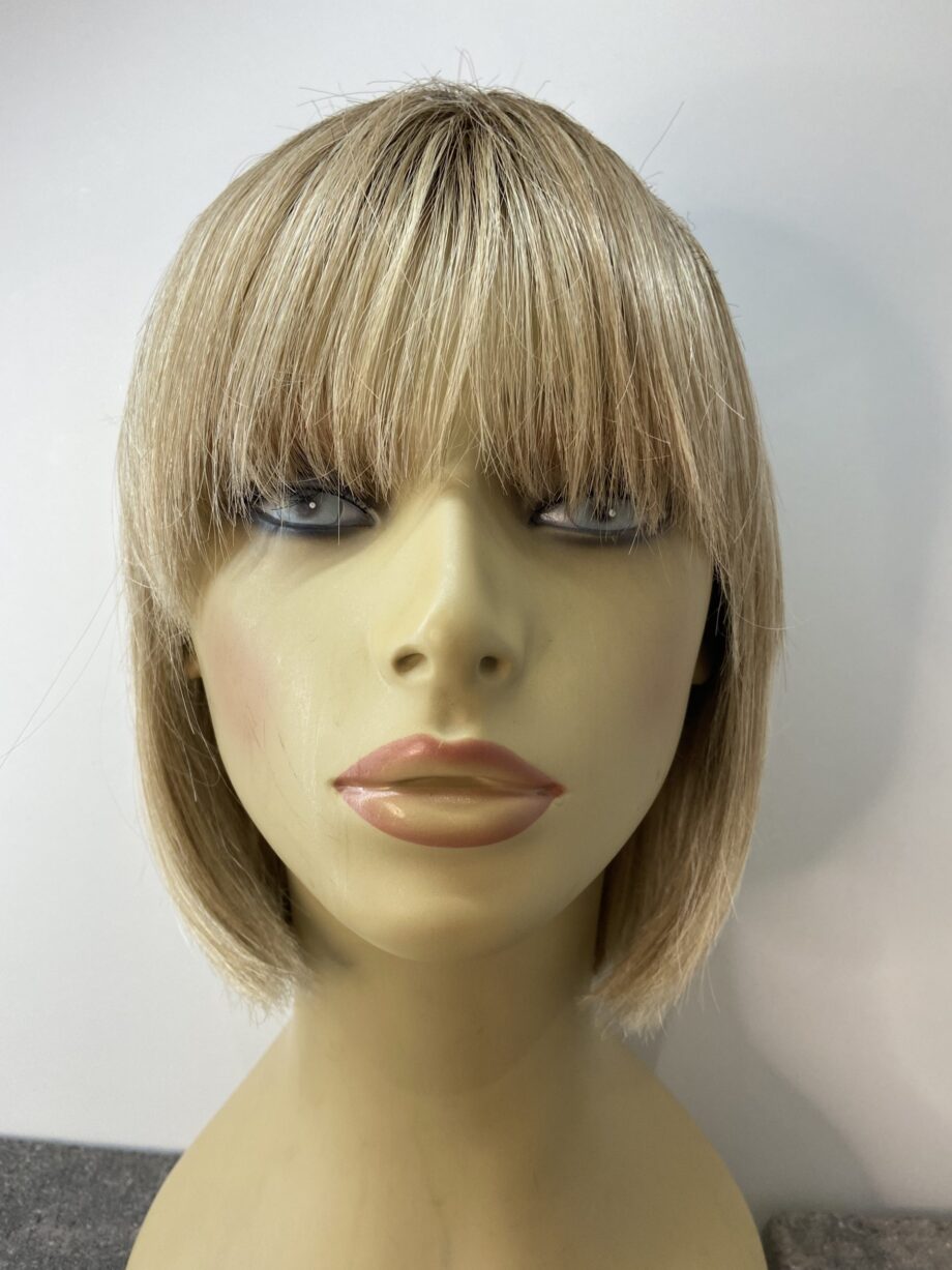 Rooted blonde wig. Plblms6022