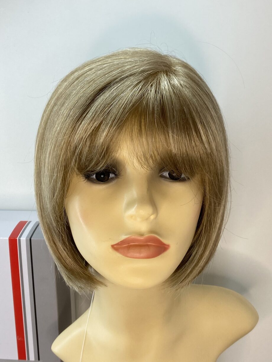 New blonde wig. Bblms67