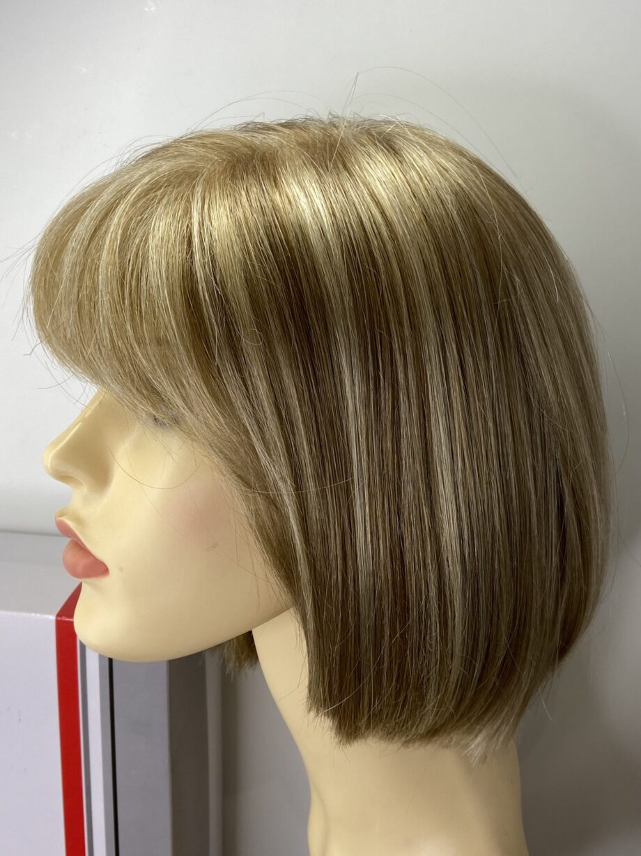 New blonde wig. Bblms67