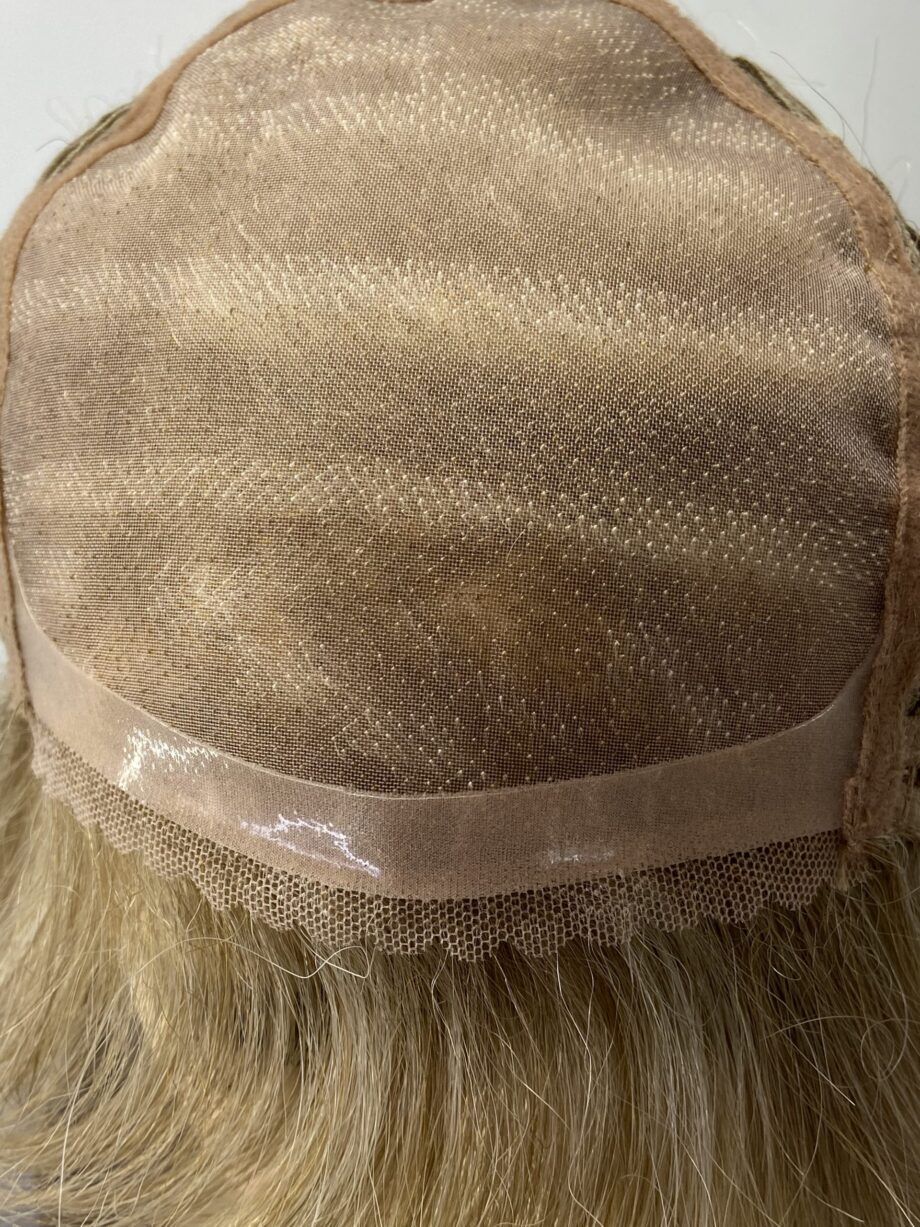 New blonde wig. Bblms67