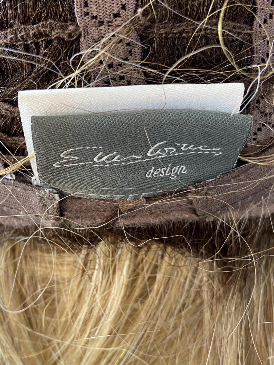 Blonde wig. Bblms61