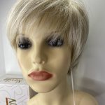 New. Platinum blonde wig. Nblss82