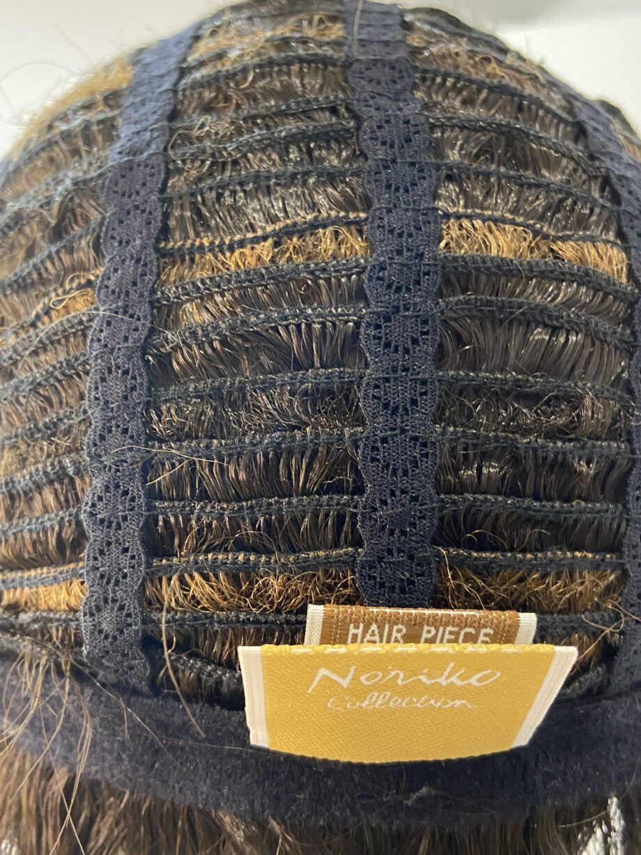 Brown stylish wig. Brmw584