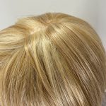 Light blonde silky wig. Pplblms796