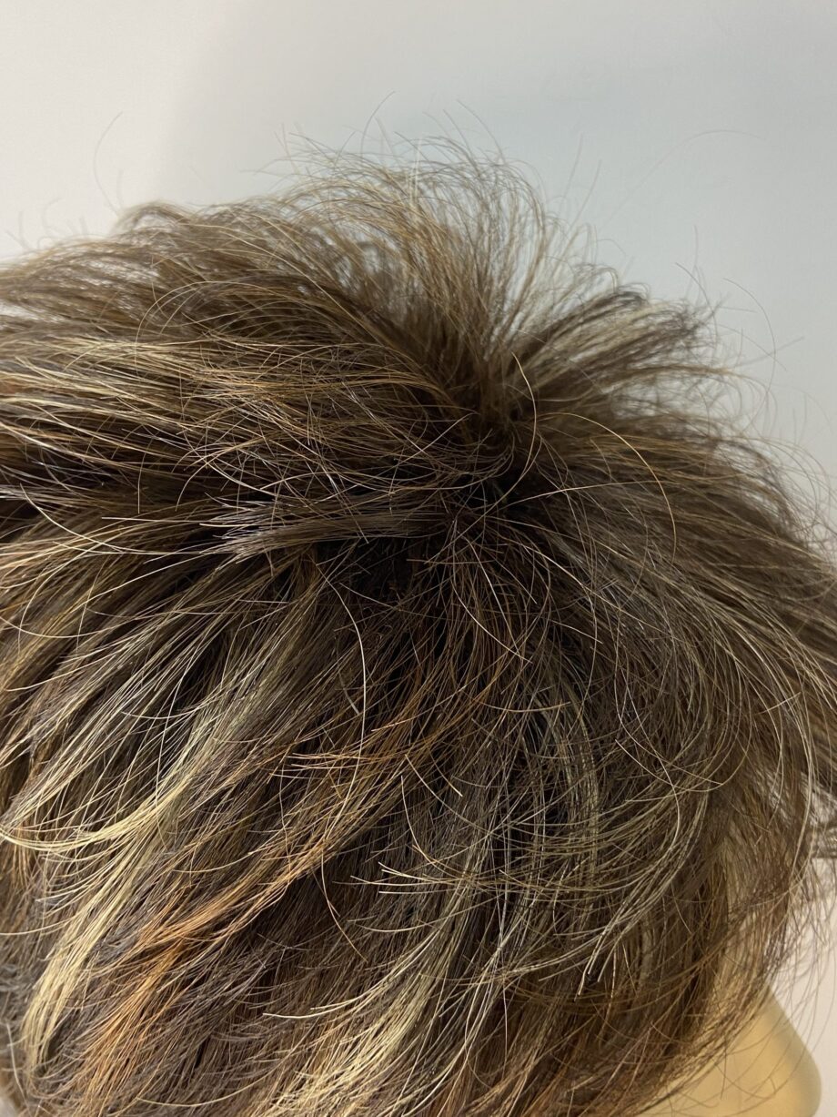 Brown stylish wig. Brmw584
