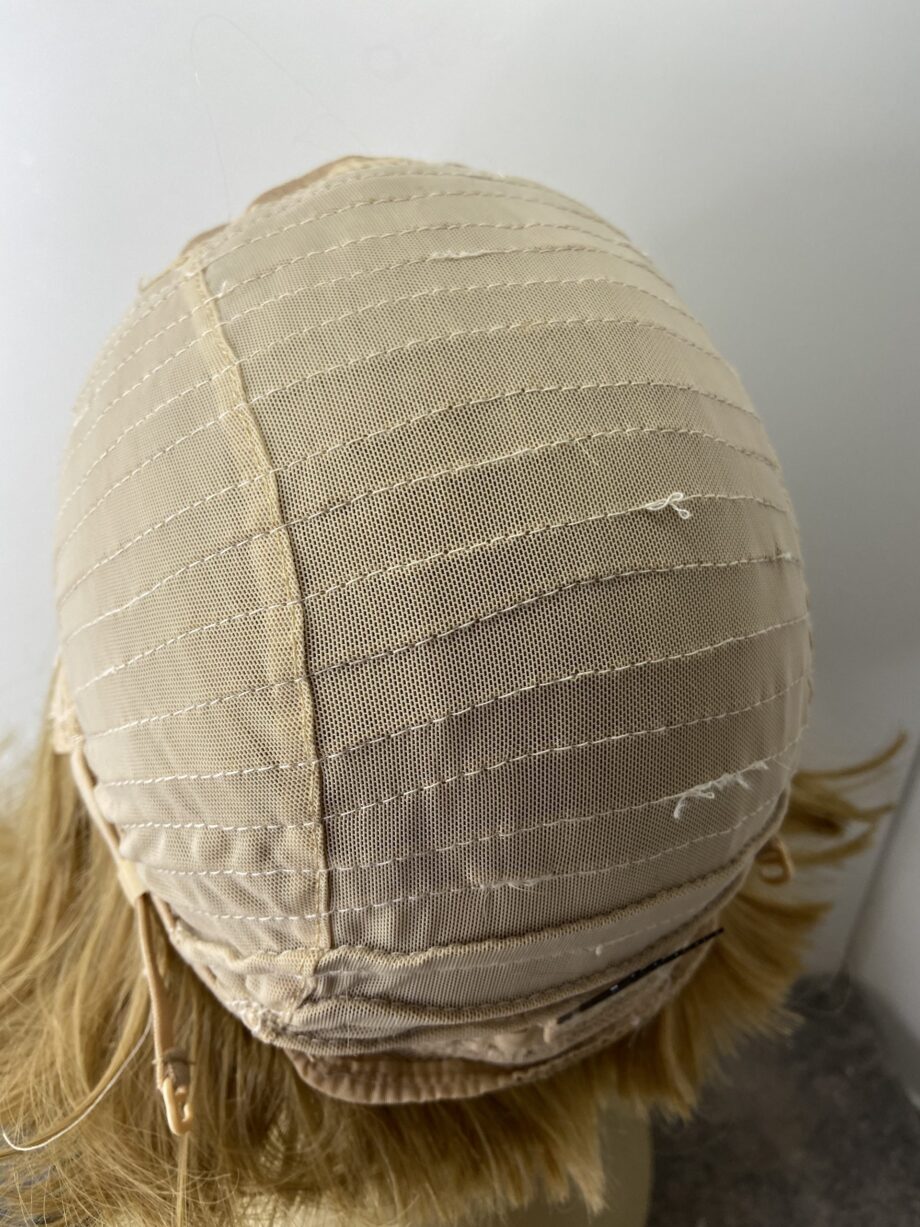 Soft cap blonde wig. Pplblms7992