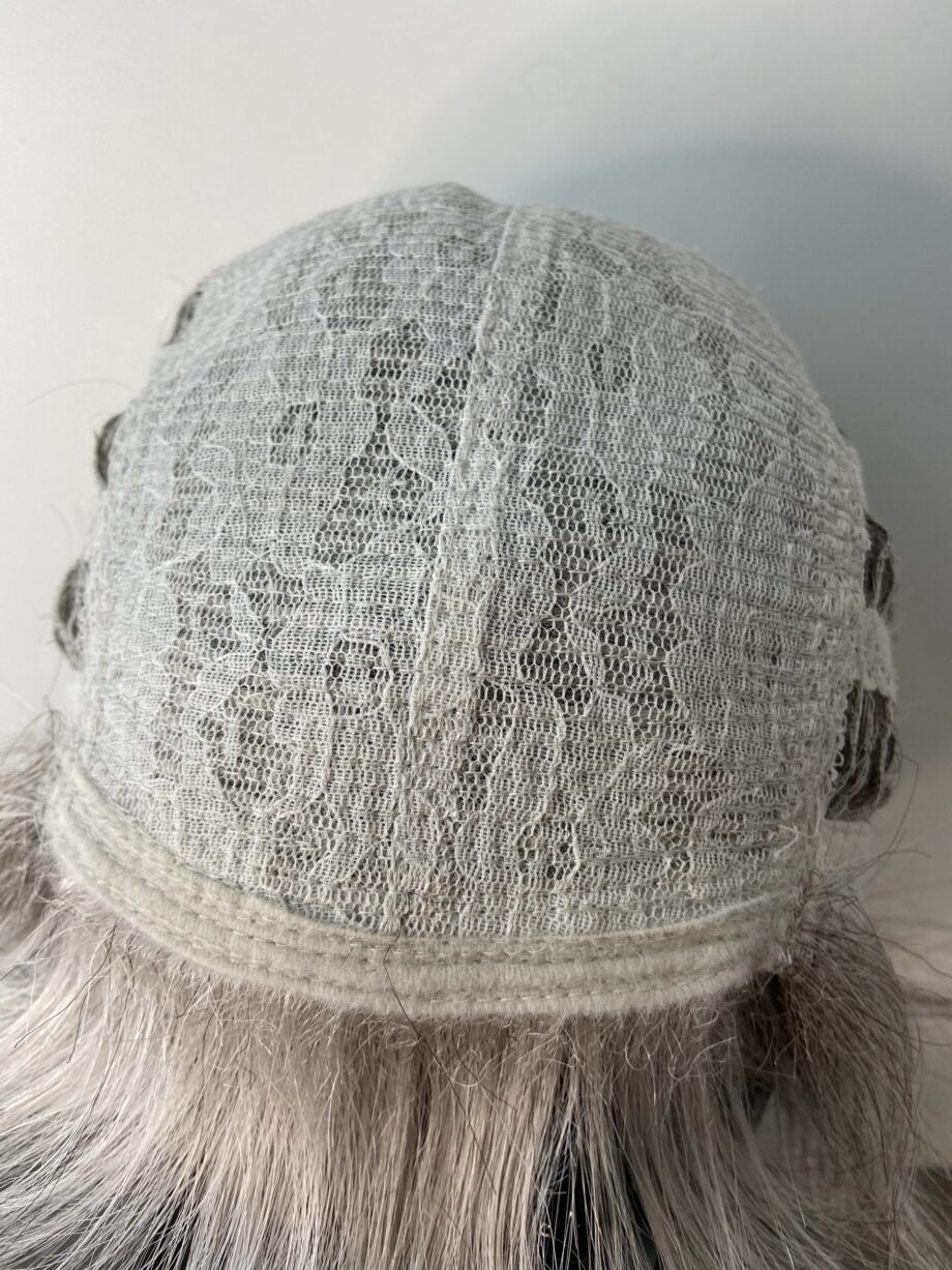 Silver grey. Pplgmw581