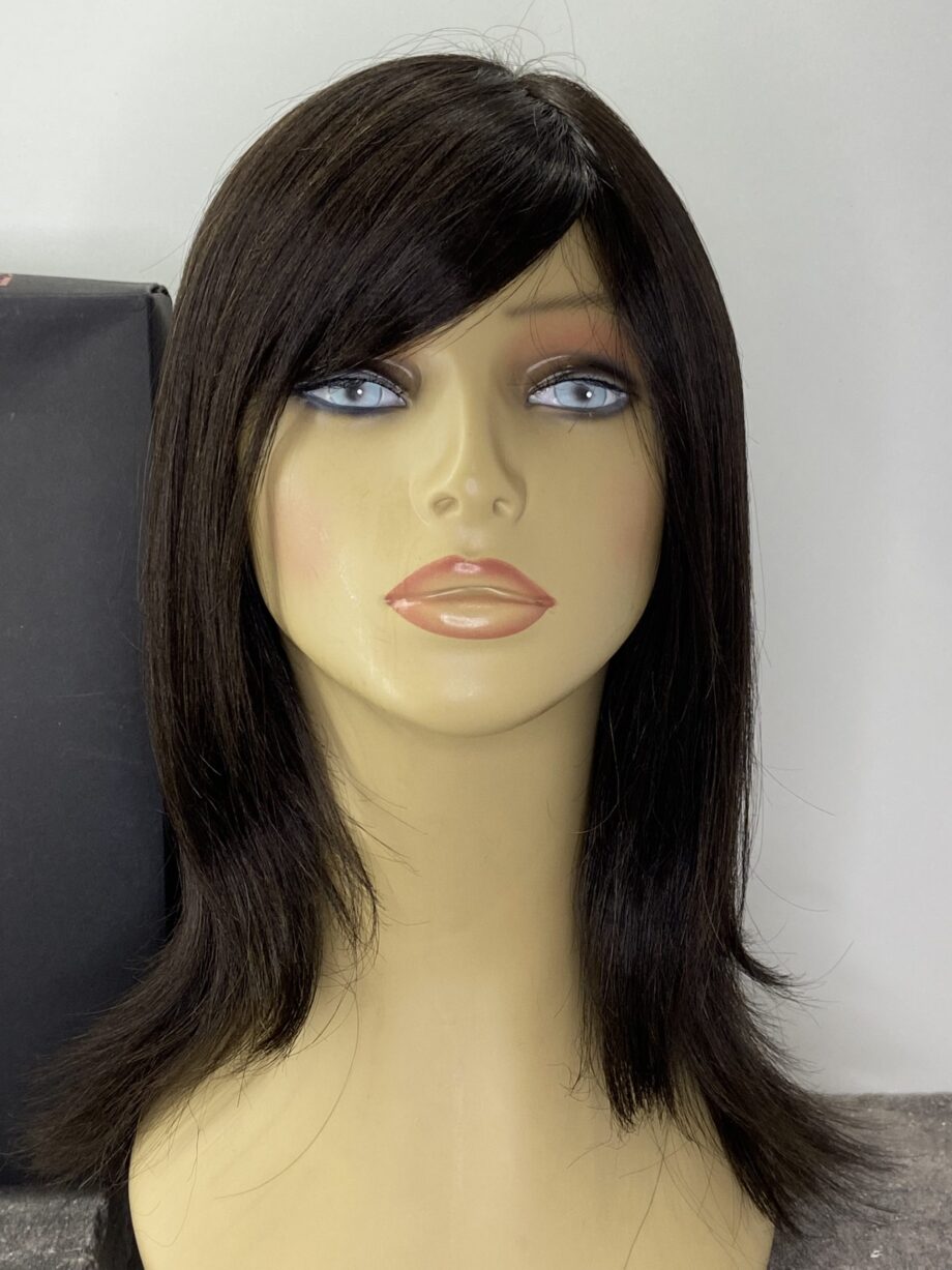 Long brown wig in box. Bbrls75