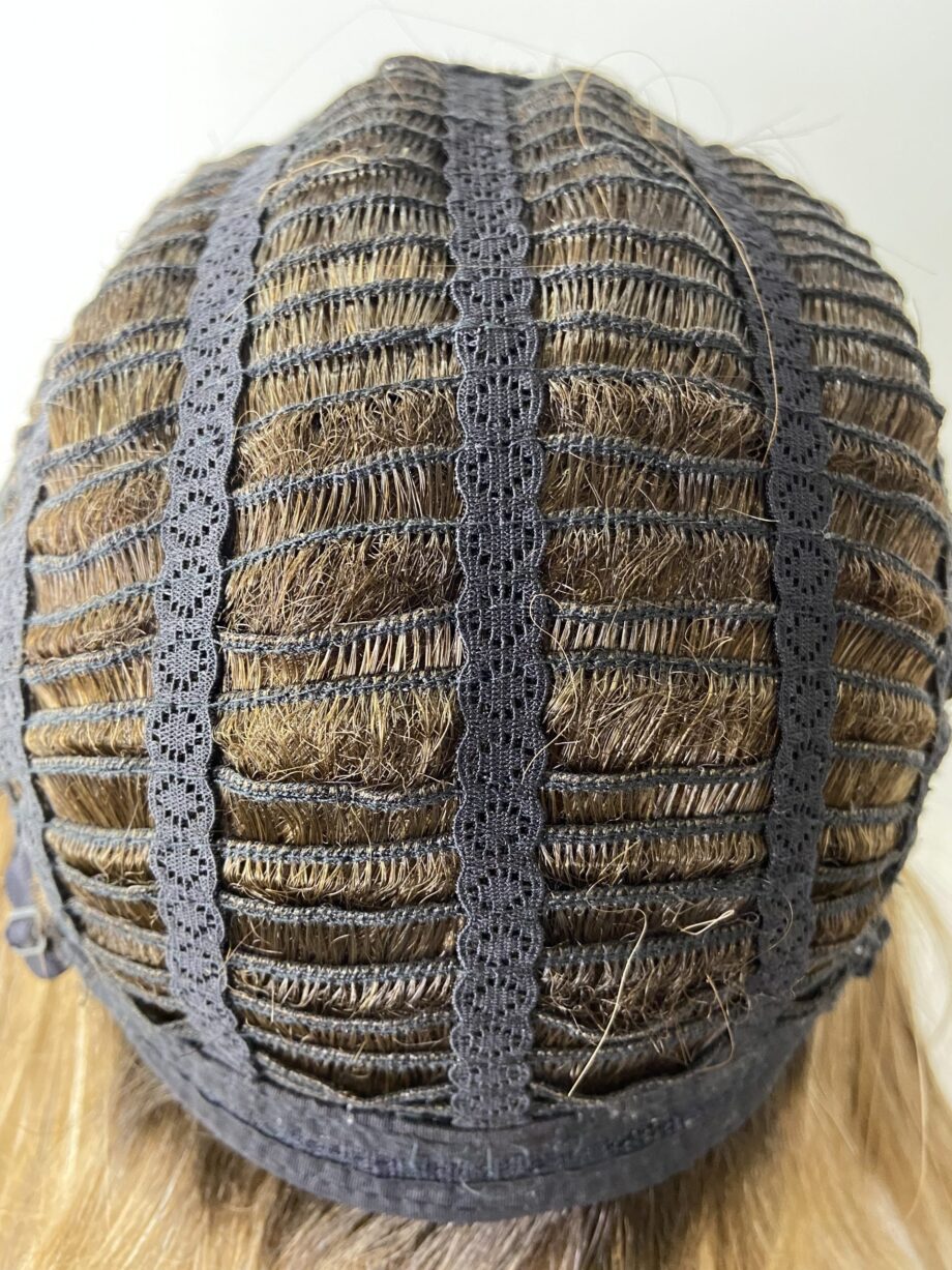 Stunning brown rooted highlighted. Bbrms85