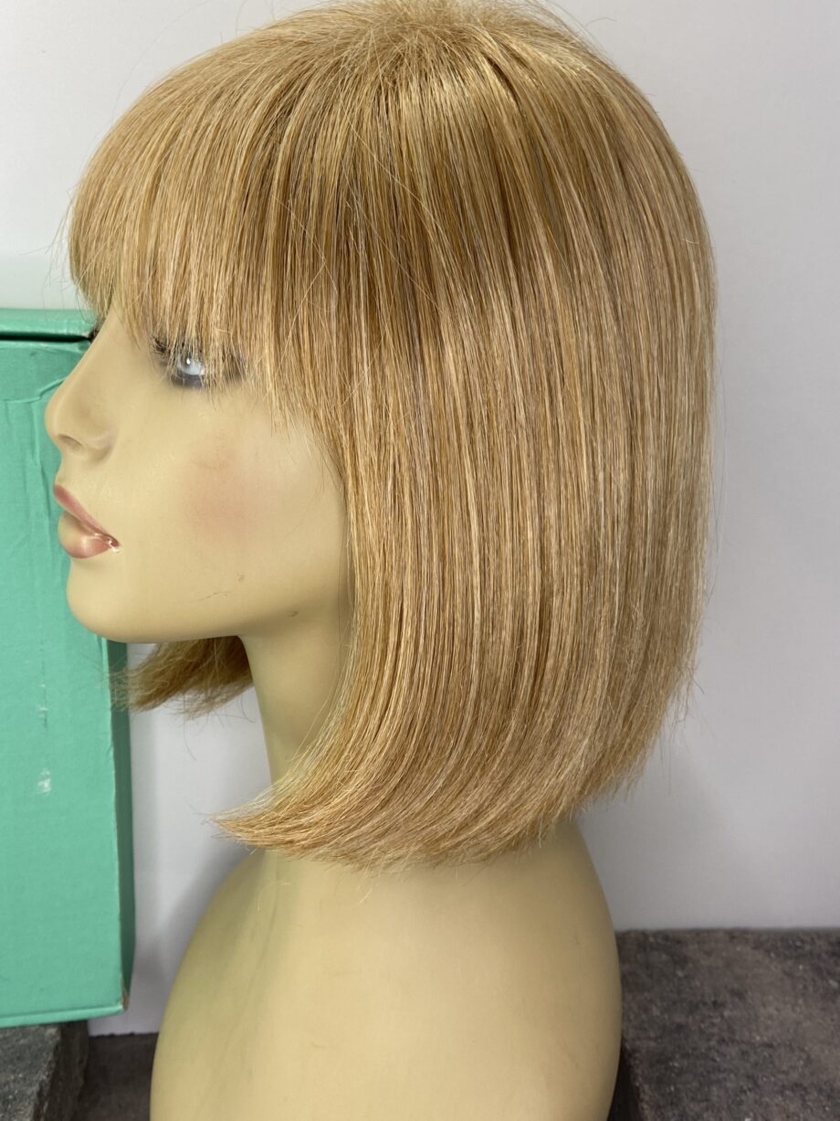 Blonde Bob. Bblms74