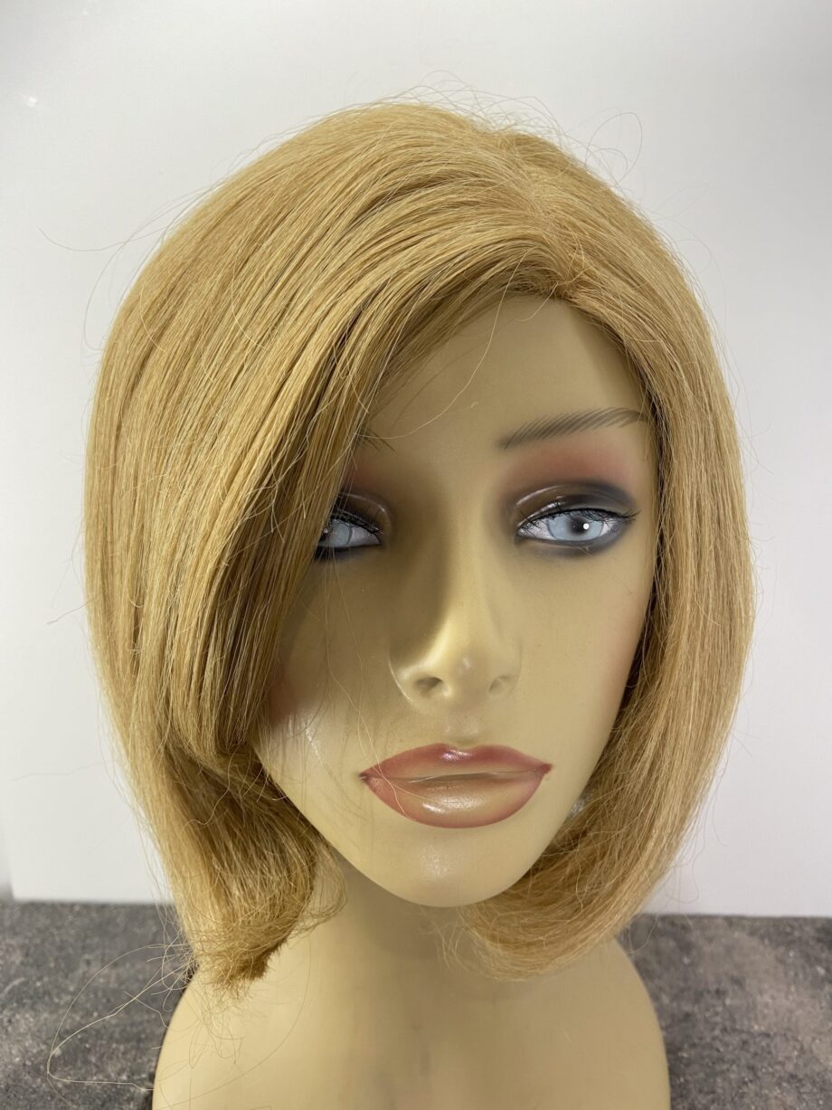 Soft cap blonde wig. Pplblms7992
