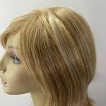 Light blonde silky wig. Pplblms796
