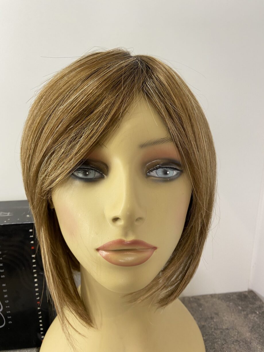 Stunning brown rooted highlighted. Bbrms85