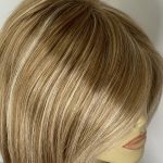 Long honey blonde highlighted wig. Pplblls6029