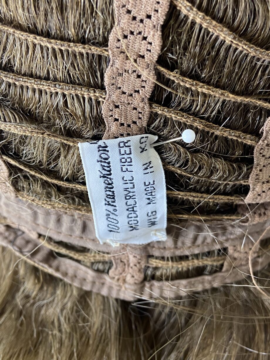 Hair piece brown. Brms303