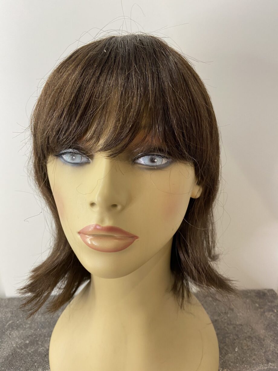 Very natural brown wig. Brms306