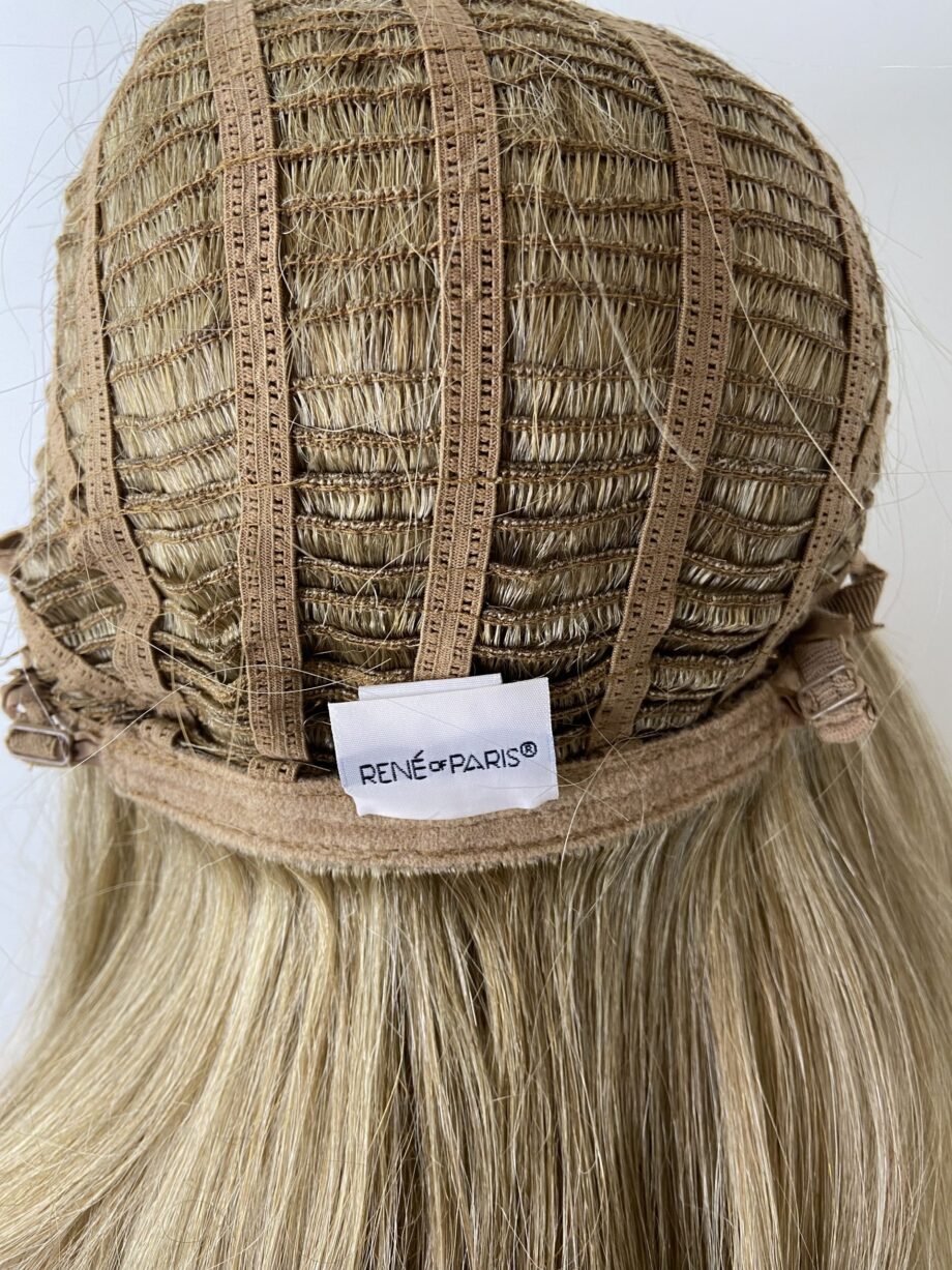Long blonde wig. Pplblls6028