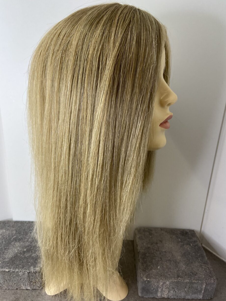 Long blonde wig. Pplblls6028