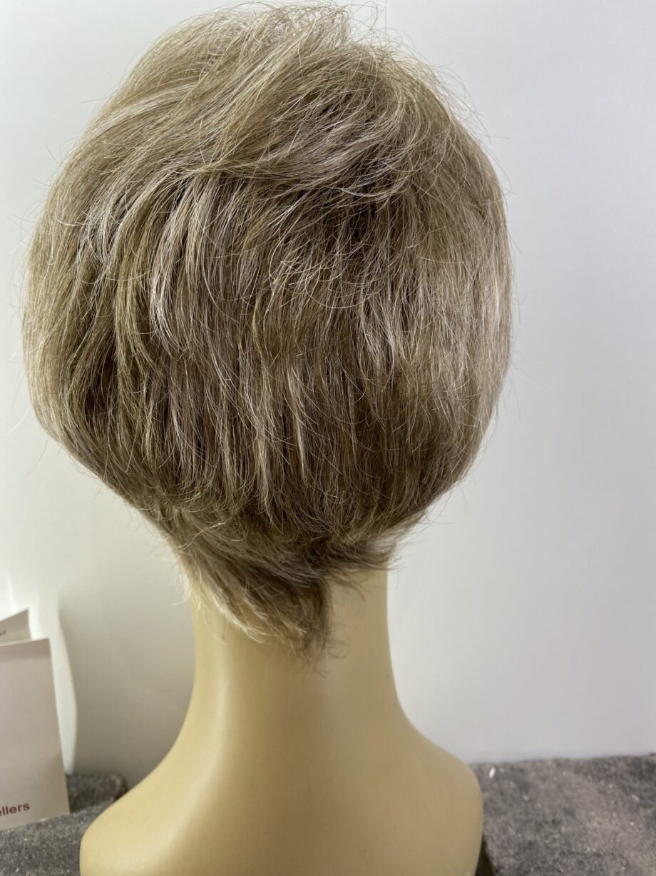 New Frosted pearl grey wig. Plblss7011