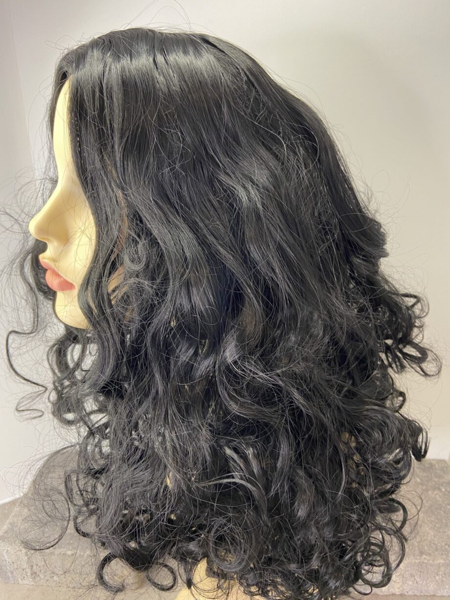 Black curly long wig. Plbllc6036