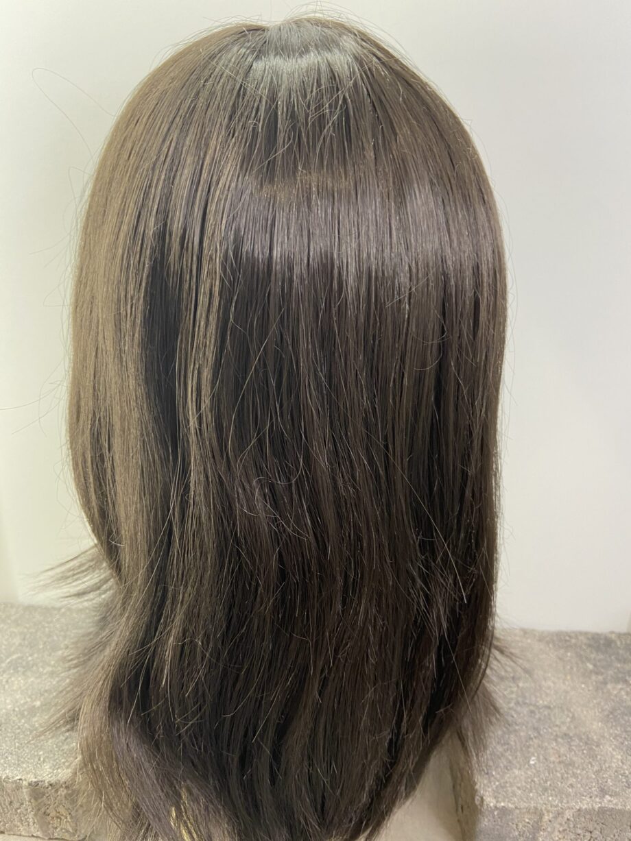 Black/dark brown wig. Plbrls506