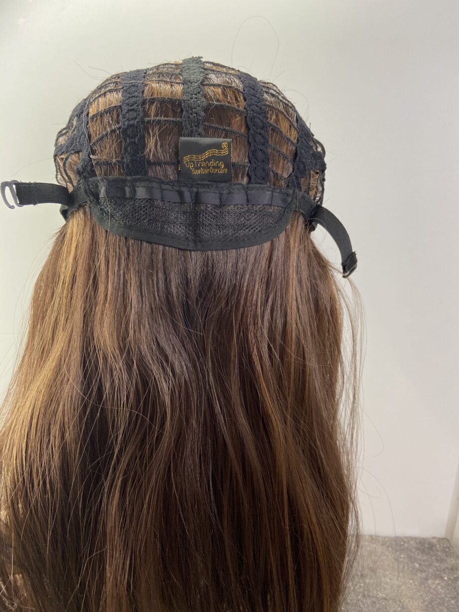 Long new brown wig. Brls505