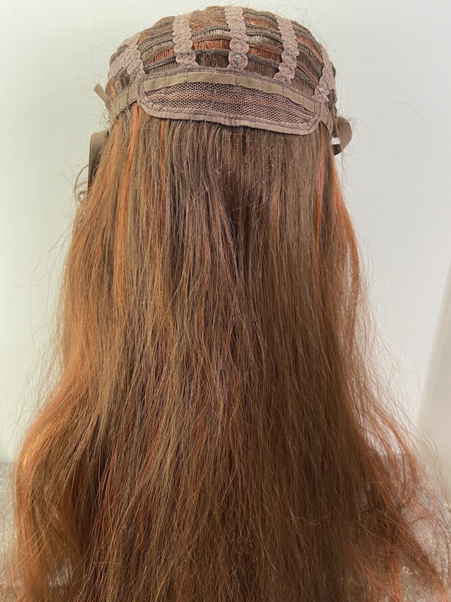 Extra long auburn wig. Plbrls591