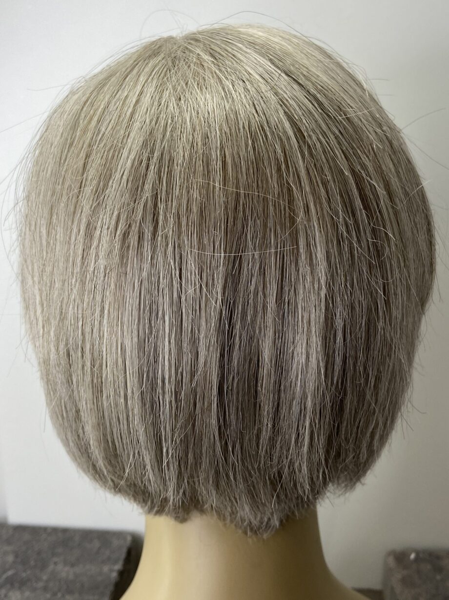 Silver soft cap grey wig. Plgms7998