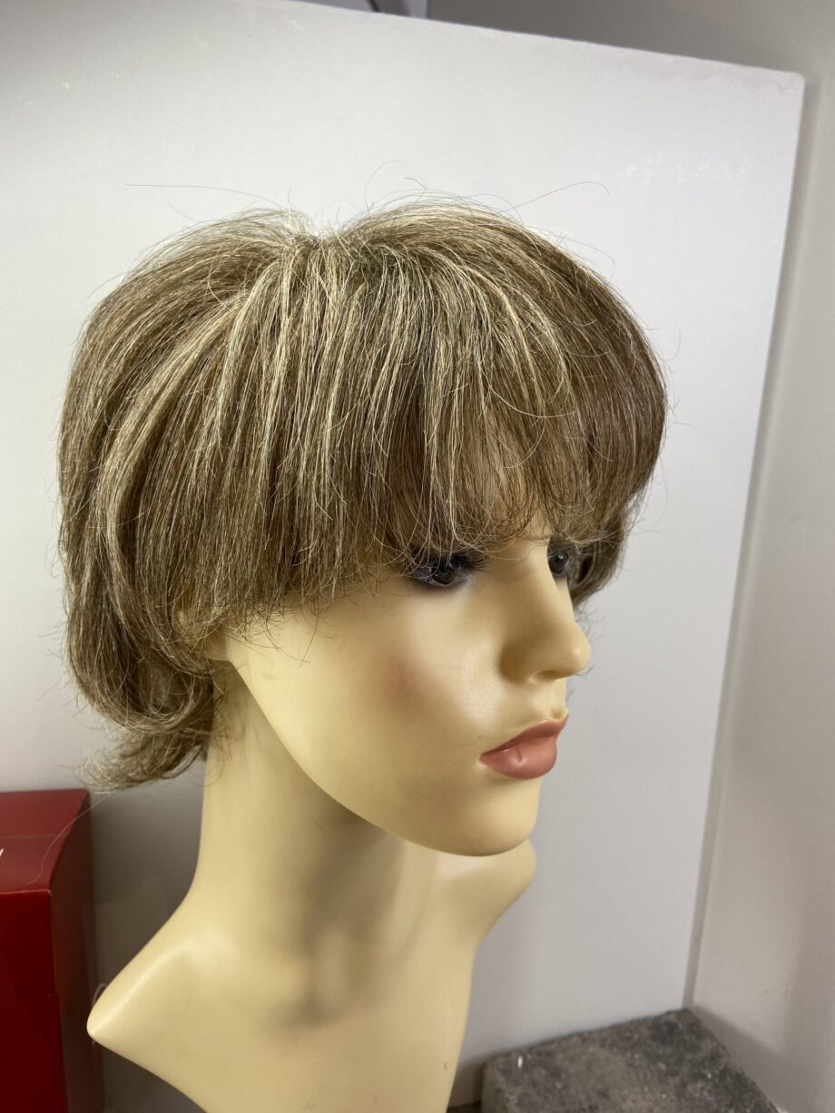 Rene of Paris frosted blonde. Bbrmw99