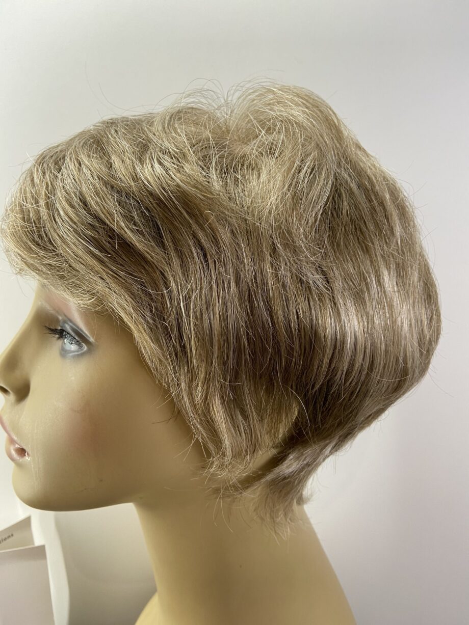 New Frosted pearl grey wig. Plblss7011
