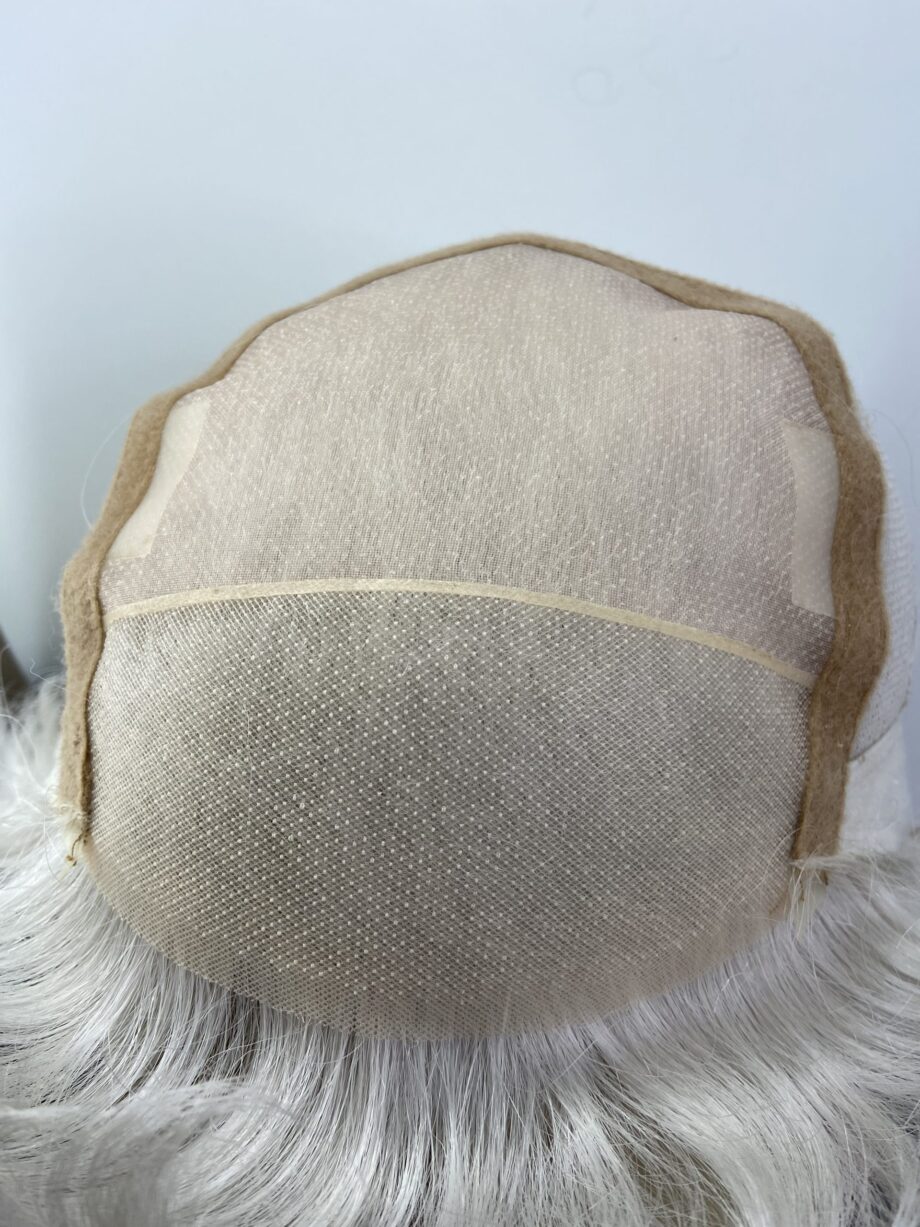 Snow White short new boxed wig. Bsws93