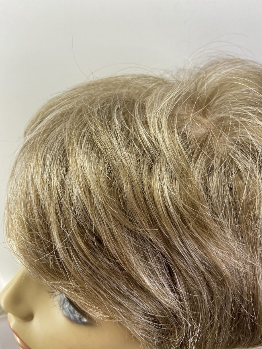 New Frosted pearl grey wig. Plblss7011