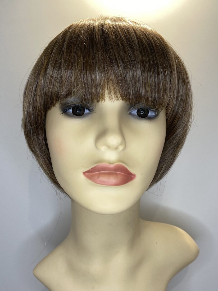 Stunning Short light brown. Brms5998