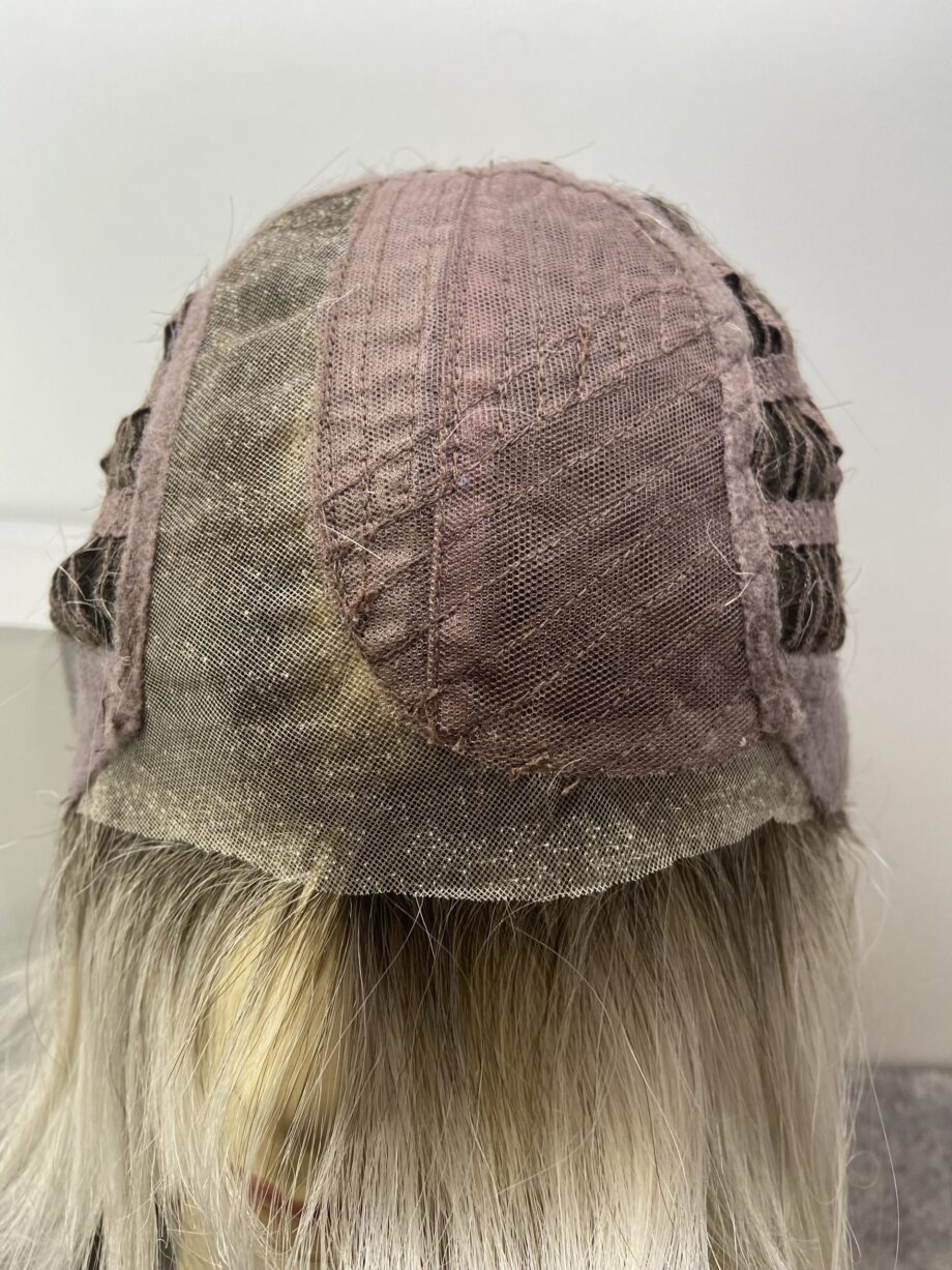 Silver blonde rooted. Bblms135