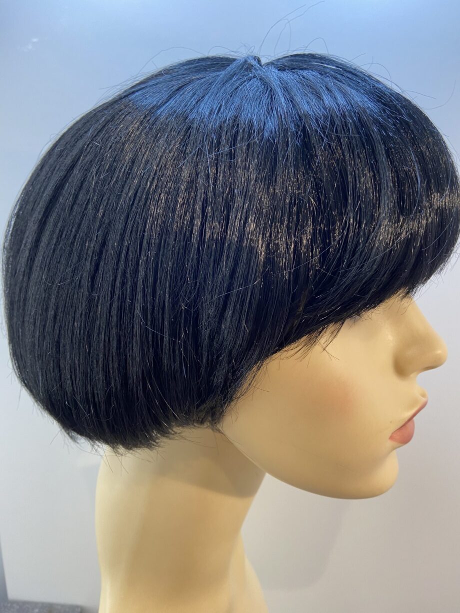 New black short wig. Blss511