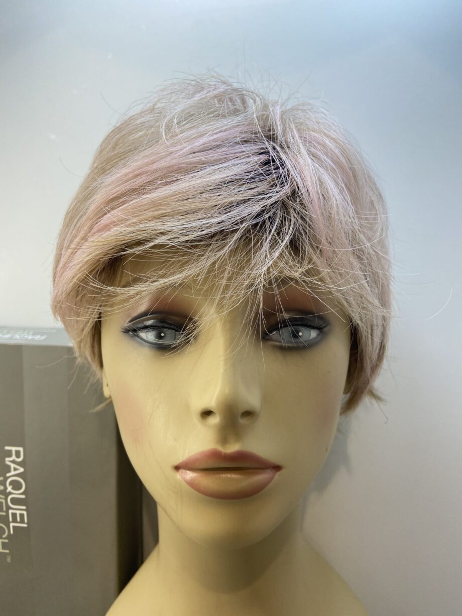 Raquel Welch short pink wig. Bpss118