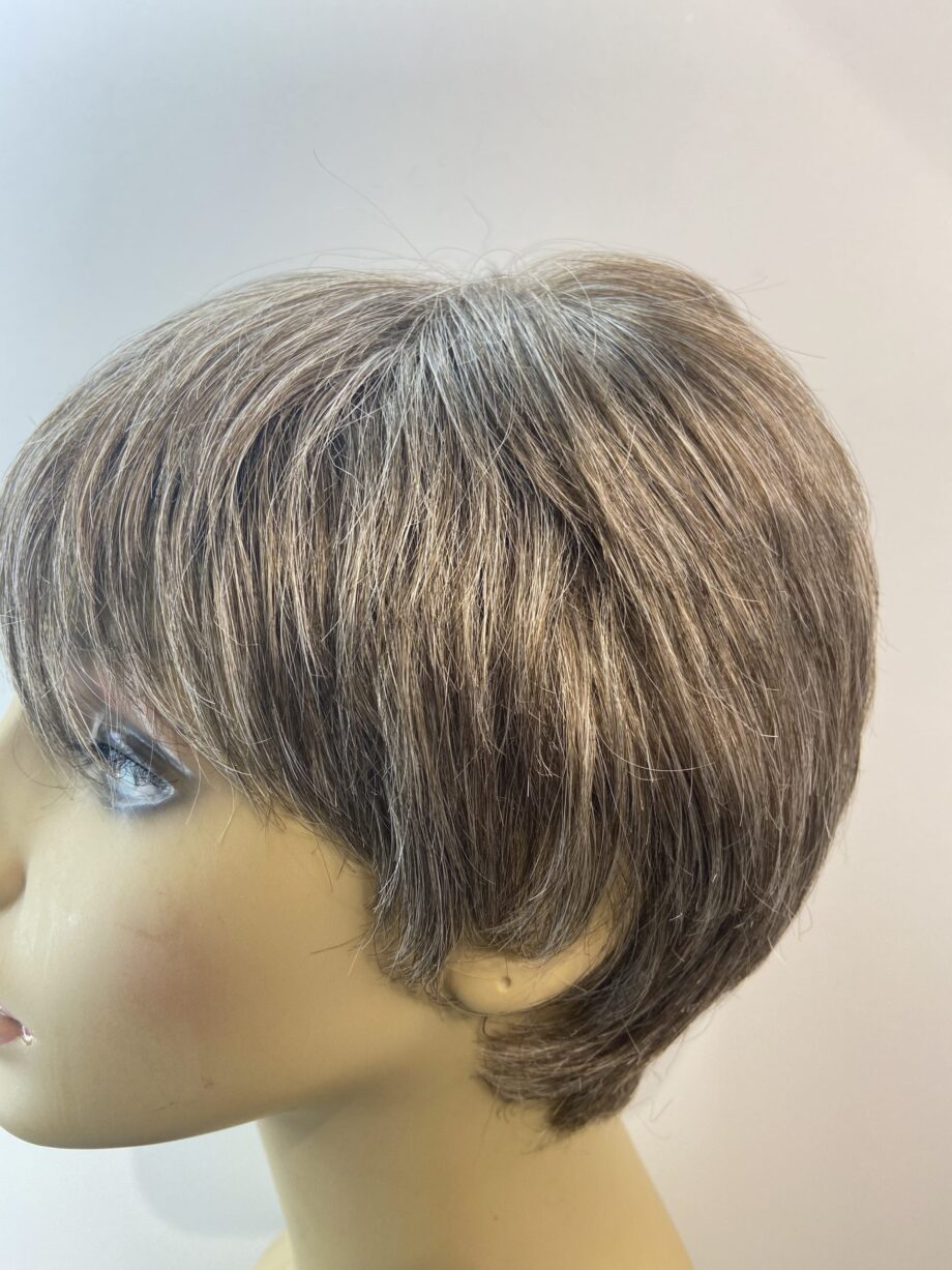 Dark grey short wig. Gss5995